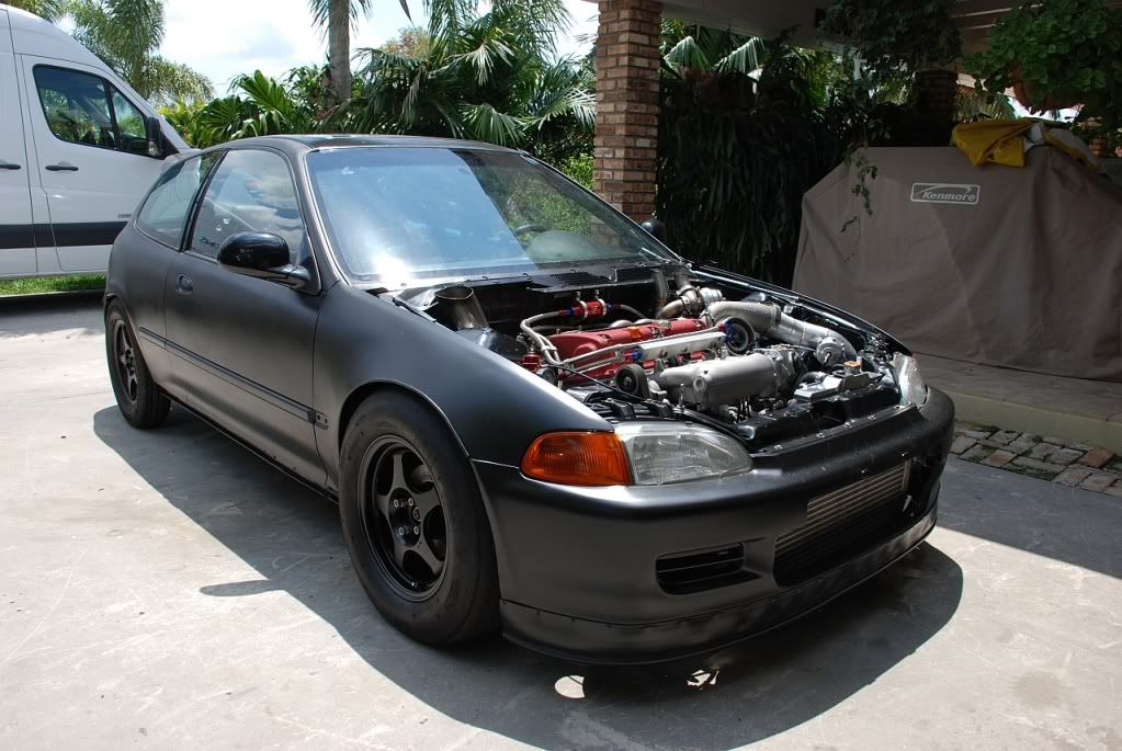 http://i25.photobucket.com/albums/c51/jdmdc529/Civic%20build/DSC_0085.jpg