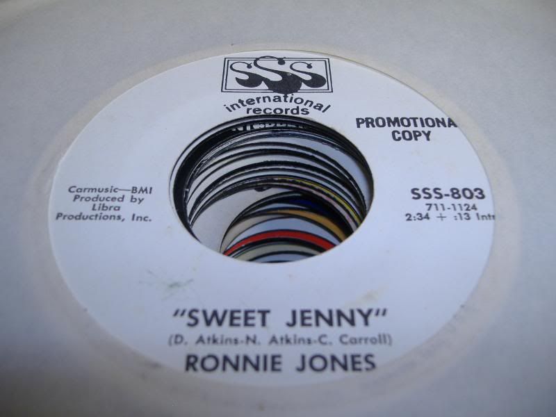 Ronnie Jones - Richman / My Dance Exercizes Ronnie Jones - Richman / My Dance Exercizes