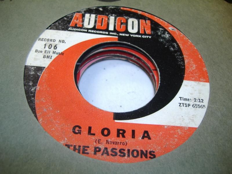 PASSIONS - Gloria