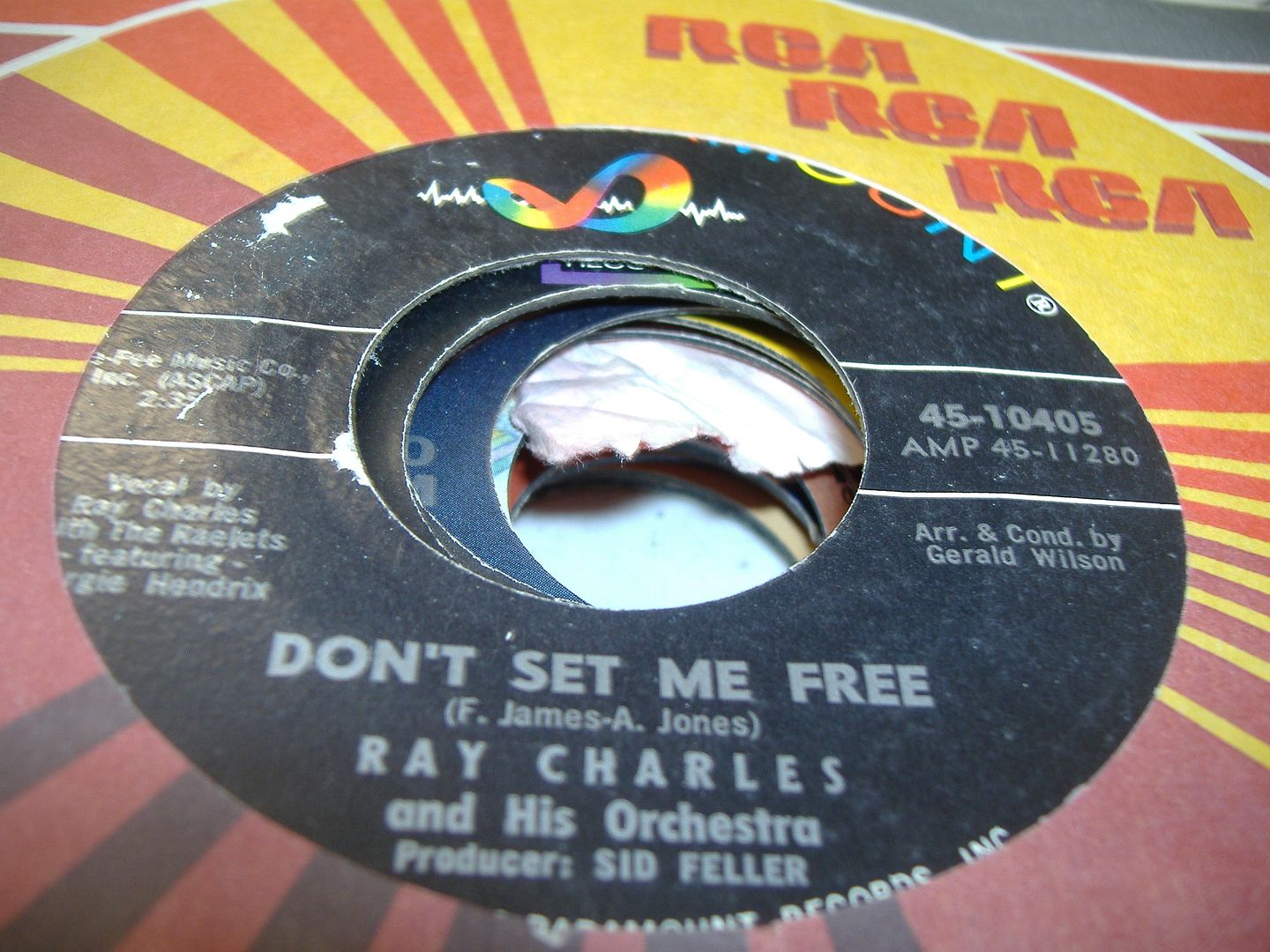 RAY CHARLES & HIS ORCHESTRA - Don't Set Me Free (the Brightest Smile In Town) Album