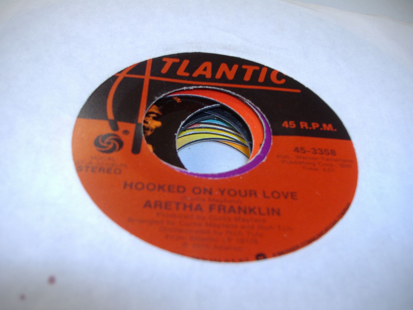 ARETHA FRANKLIN - Hooked On Your Love (jump)