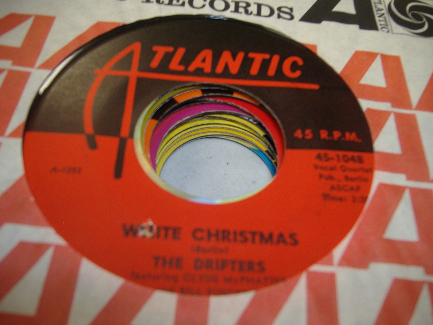 DRIFTERS - White Christmas (the Bells Of St. Mary's)