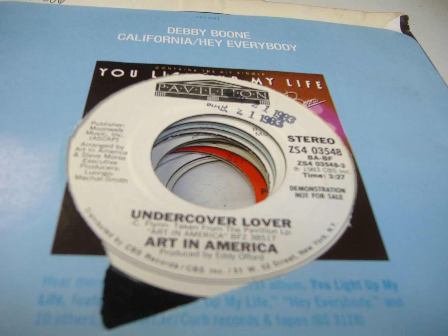ART IN AMERICA - Undercover Lover (same)