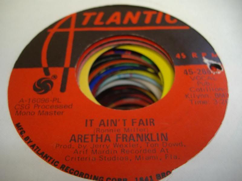 Aretha Franklin - It Ain't Fair