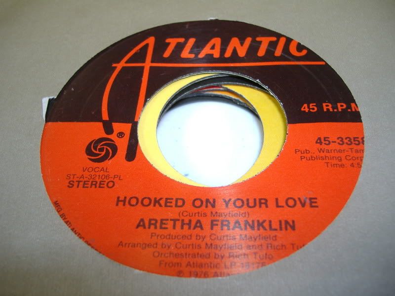 Hooked On Your Love (jump) - ARETHA FRANKLIN