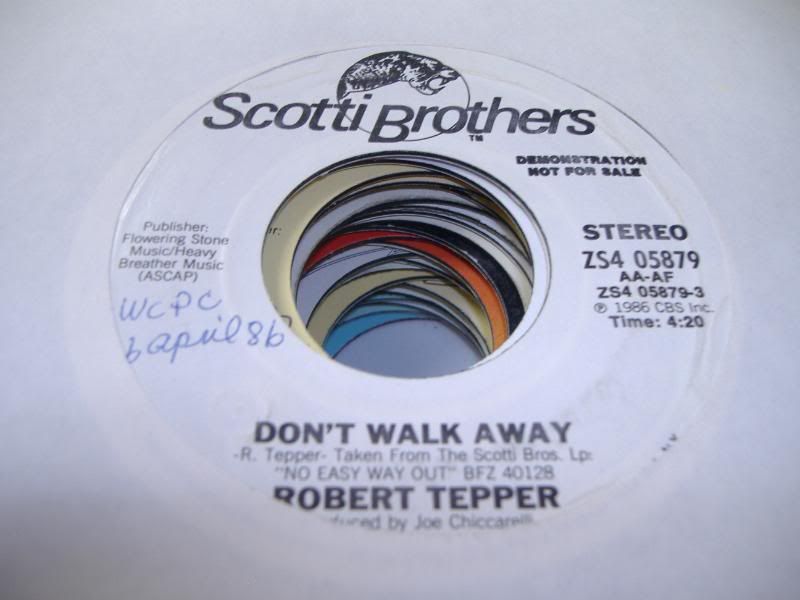 Robert Tepper - Don't Walk Away