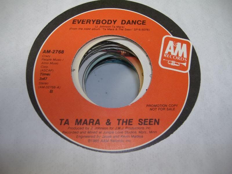 Ta Mara & The Seen - Everybody Dance