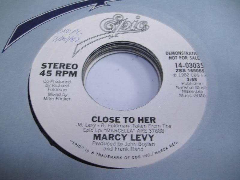 MARCY LEVY - Close To Her (same)