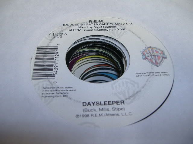 R.E.M. - Daysleeper