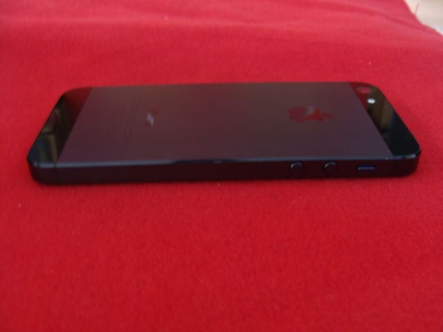 Iphone 5 16G màu Đen máy đẹp , zin 100%, Giá tốt bán nhanh cho aCE nào cần !! - 16