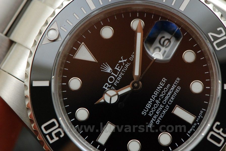 ROLEXSUBMARINER3.jpg