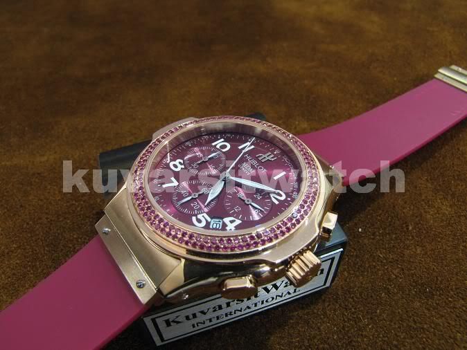 HUBLOTLADYRED2.jpg picture by kuvarsit