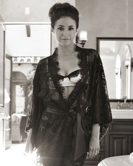 emmanuelle-chriqui-sloan-04-1.jpg picture by aggies048