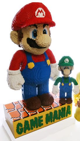 Worlds-Largest-Lego-Mario-2.jpg picture by aggies048