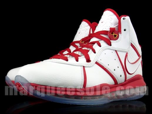 LBJ8-unChina-M-1m-570x427.jpg picture by aggies048