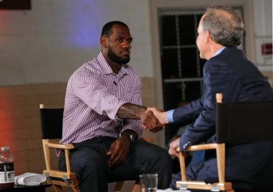 LeBron-James-Joins-Miami-Heat-1-570.jpg picture by aggies048