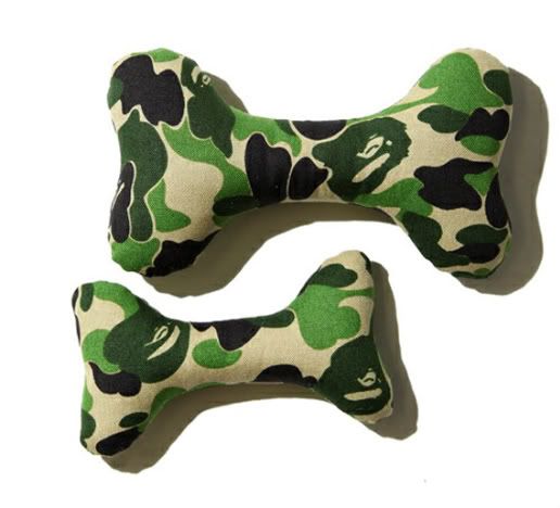 dog-store-bathing-ape-abc-camo-dog-bone-toy-01.jpg picture by aggies048