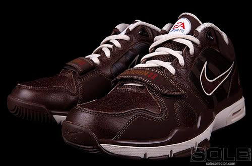 ea-sports-madden-11-nike-air-trainer-1-2.jpg