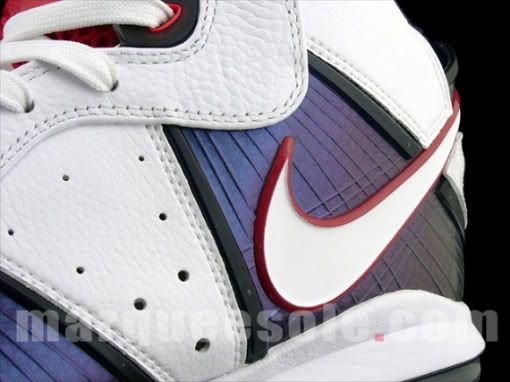 lebron-viii-usa-7-570x427.jpg picture by aggies048