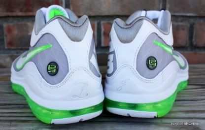 nike-air-max-lebron-7-low-new-ss-2.jpg picture by aggies048