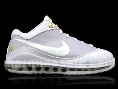 nike-air-max-lebron-vii-low-whit-2.jpg picture by aggies048