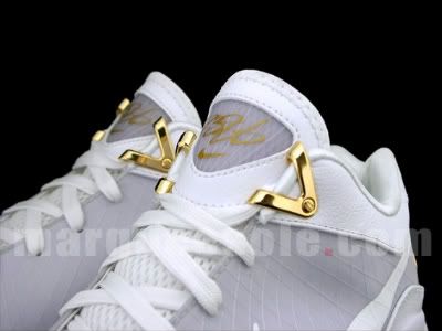 nike-air-max-lebron-vii-low-white-g.jpg picture by aggies048