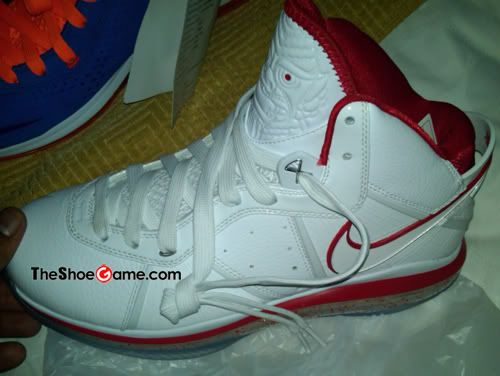 nike-lebron-8-china-edition.jpg picture by aggies048