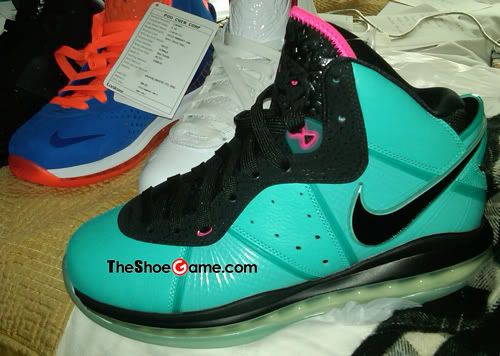 nike-pre-heat-lebron-8-viii.jpg