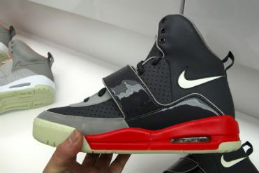 nike-air-yeezy-fire-red-colorway-1.jpg picture by aggies048