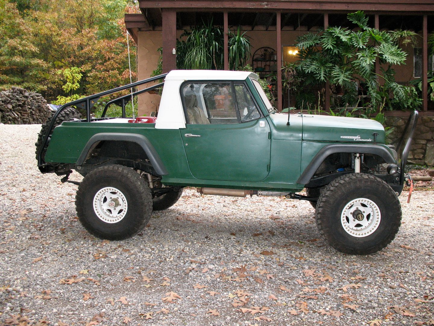 68 Jeepster commando half cab Pirate 4x4