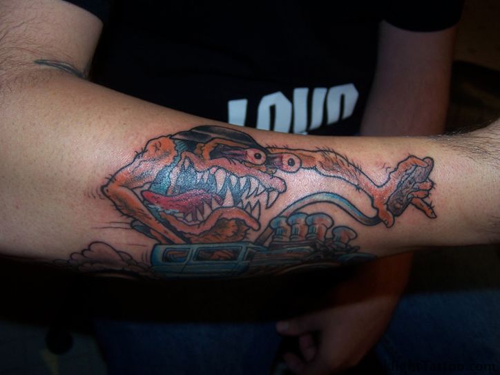 Dylan Glaze, Owner and Artist at Darklight Tattoo