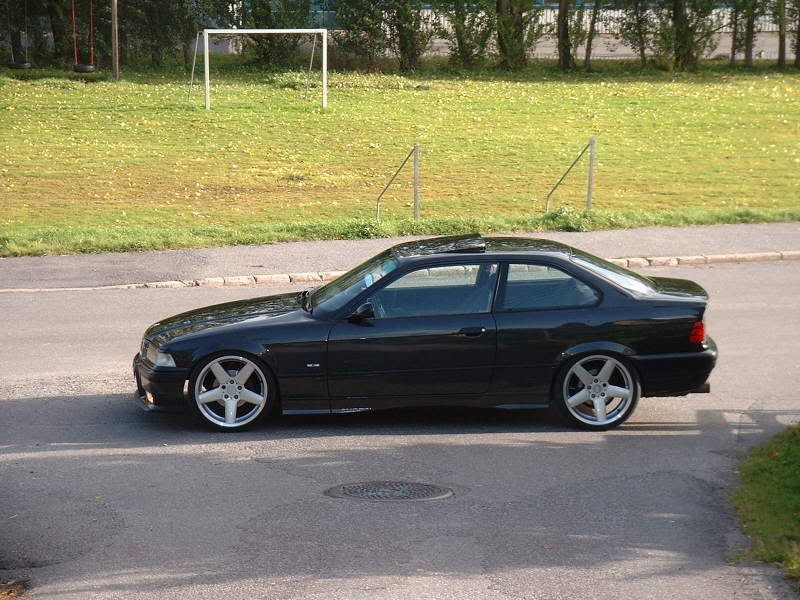 E36med19tomsAcSchnitzer.jpg