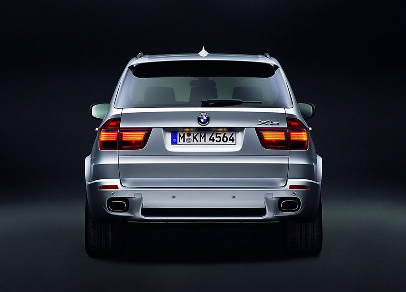 cARSCOOP_bmwx5_m_13.jpg