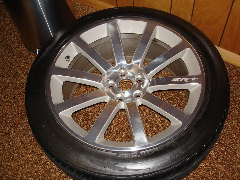 Chrysler 300 srt8 spare tire #3