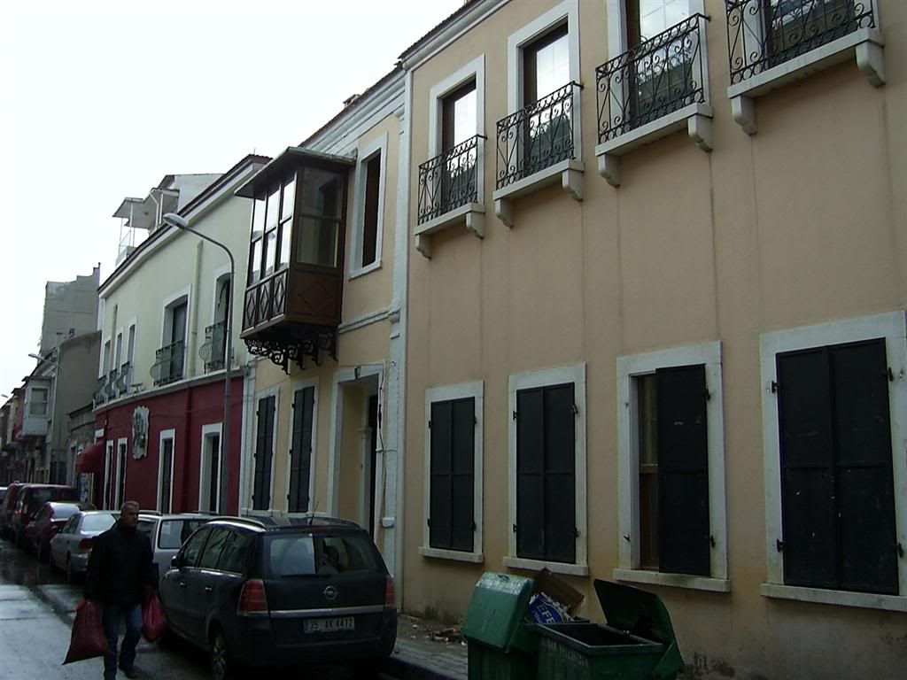 SA400197Large.jpg