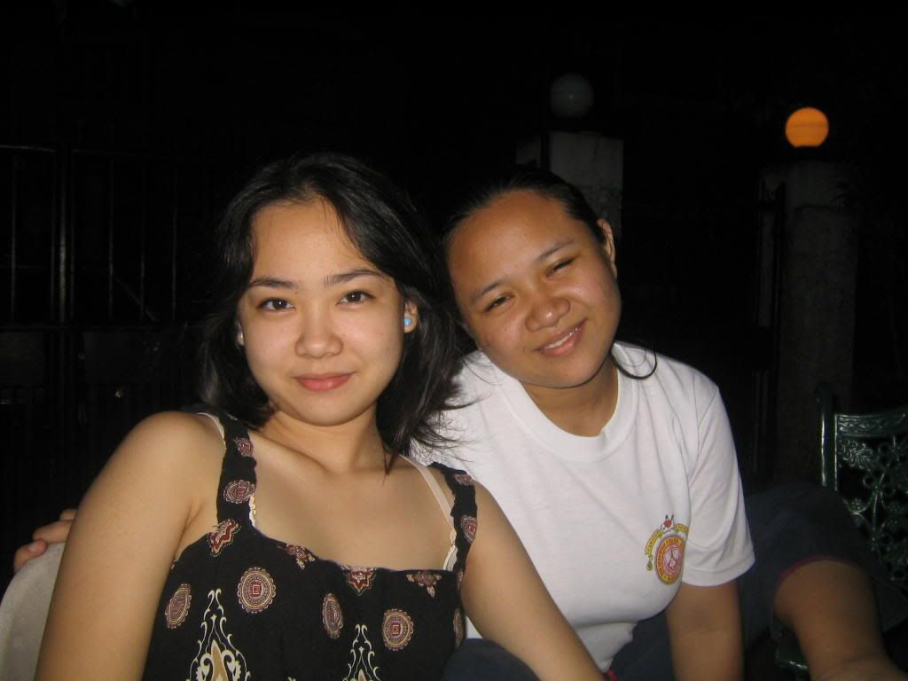 Yuki and Meggie. Inuman Sessions before tha night out.