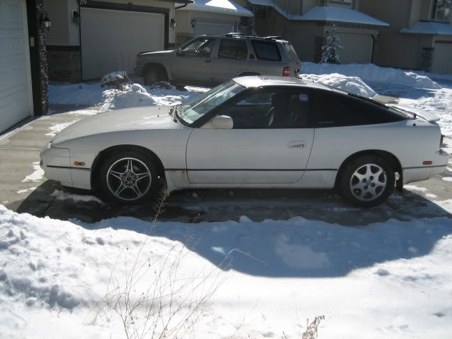 http://i25.photobucket.com/albums/c87/kosmos42/leftsideofcar.jpg