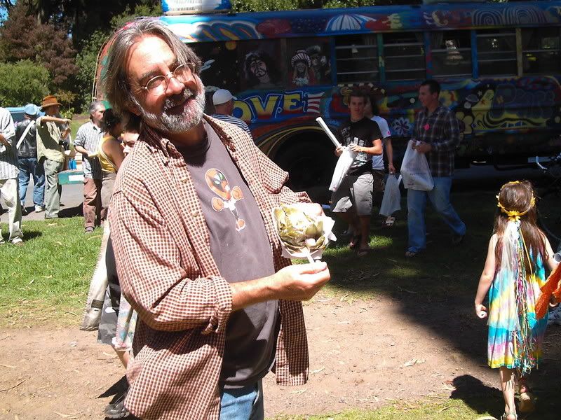 Captain Wayne-O scarfs his artichoke