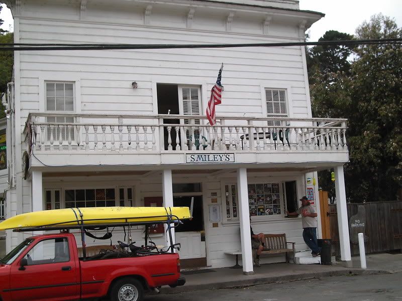 Smiley's a historic dive