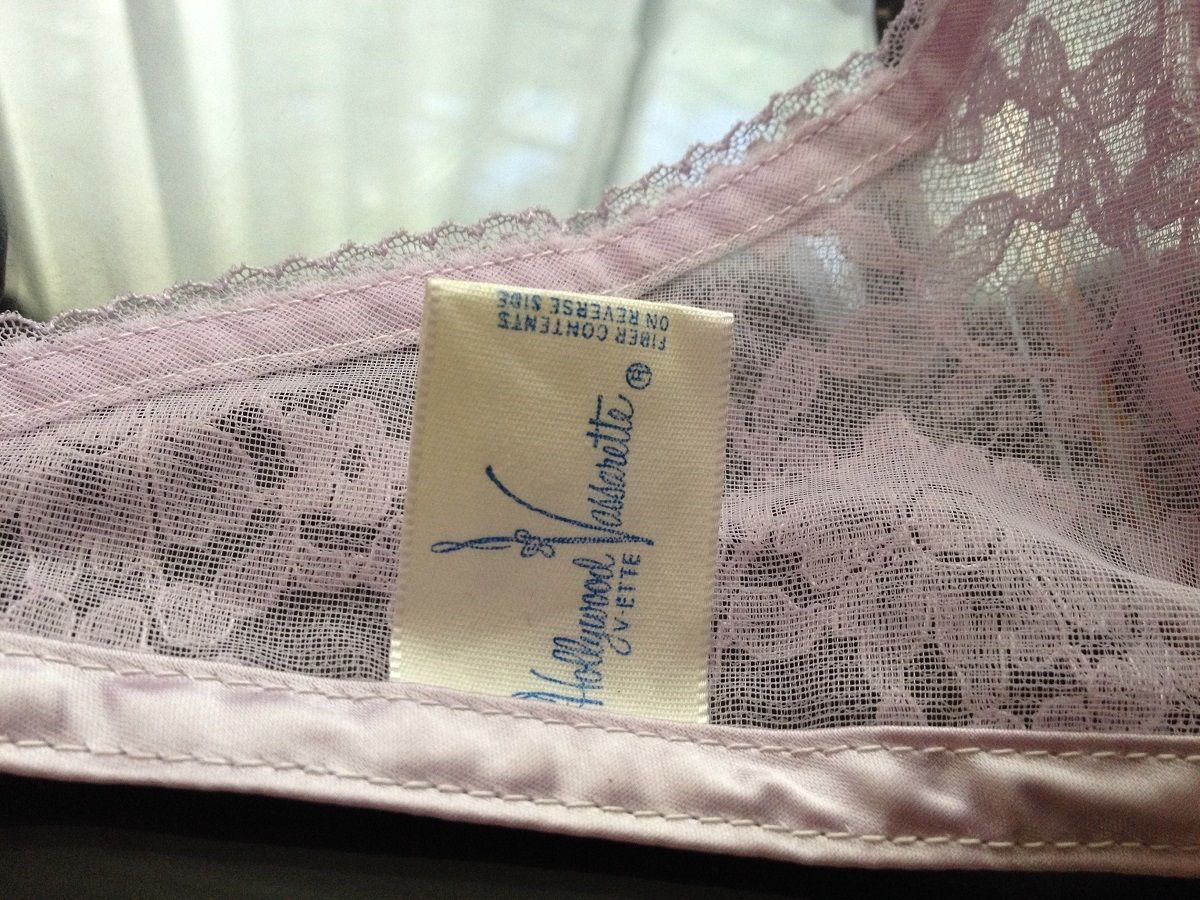 DeadStock 1950s Vintage Hollywood Vassarette Vette Bullet BraCircle