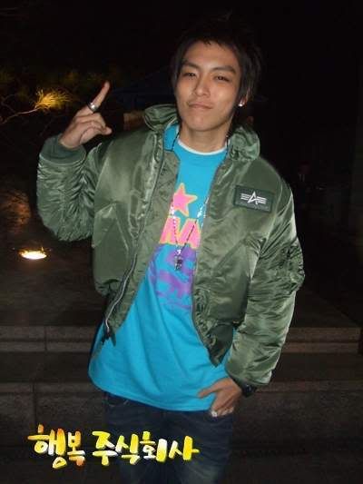 http://i25.photobucket.com/albums/c98/pinkymanda91/bigbang140TOP.jpg