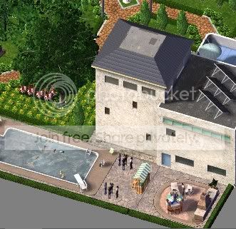 voltavilla2_backyard.jpg