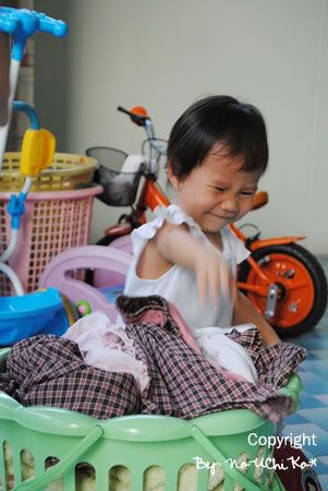 พอใจกับโรคมือ เท้า ปาก รถโดนชน