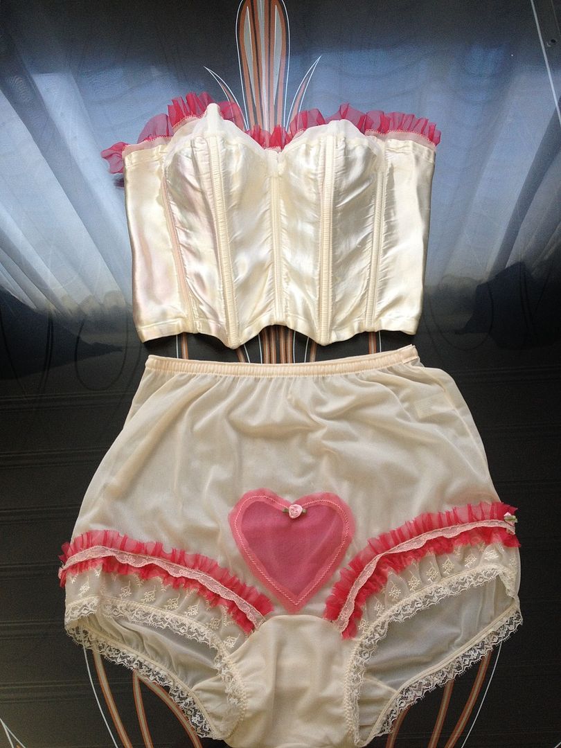 The Perfect Honeymoon~Bridal Burlesque~Vintage Set~Granny Panties ...