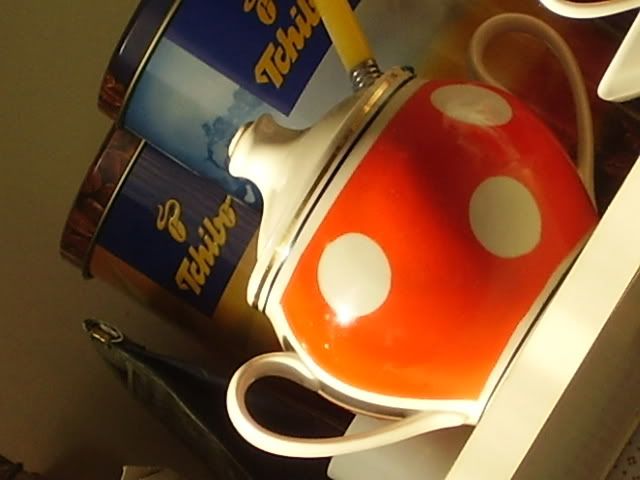 https://i25.photobucket.com/albums/c96/patisonee/Me/P21604480.jpg