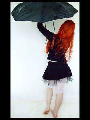 https://i25.photobucket.com/albums/c96/patisonee/Umbrella___endless_rain_by_Rosier_d.jpg