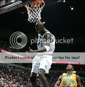 Throwin' it down