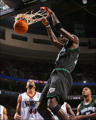 KG tied his own franchise record of consecutive double-digit scoring with 338
